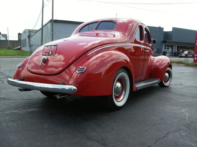 1940 Ford Standard Coupe