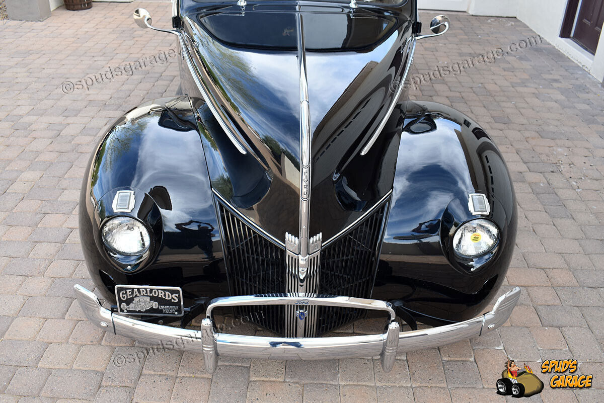 1940 Ford Standard Tudor Retro-Rod - photo 4