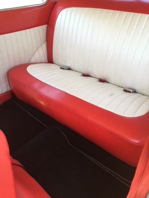 1940 Ford Deluxe Tudor Sedan - photo 5