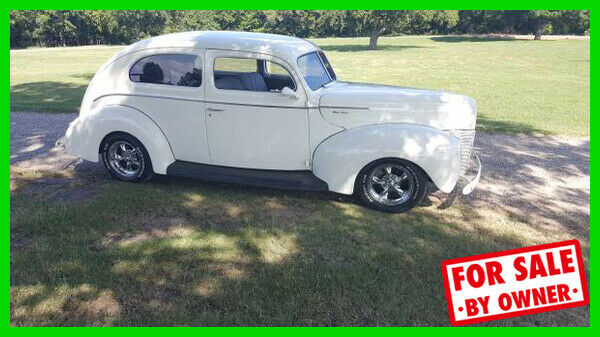 1940 Ford Tudor Deluxe 8-Cylinder Gas 3-Speed Automatic RWD Rebuilt OK c84427 1940 Ford Tudor 1940 Ford Tudor Deluxe