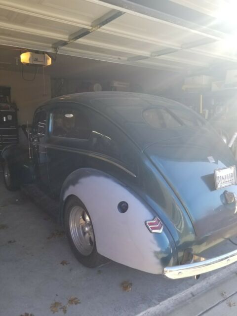 1940 Ford Deluxe - photo 2