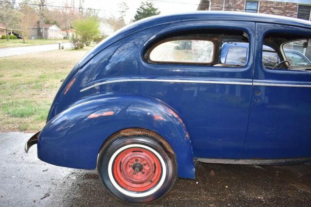 1940 Ford Tudor Deluxe - photo 11