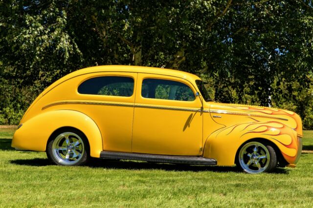 1940 Ford TUDOR RESTOMOD LS1 4L60E 1,840 MILES $120K BUILD - photo 6