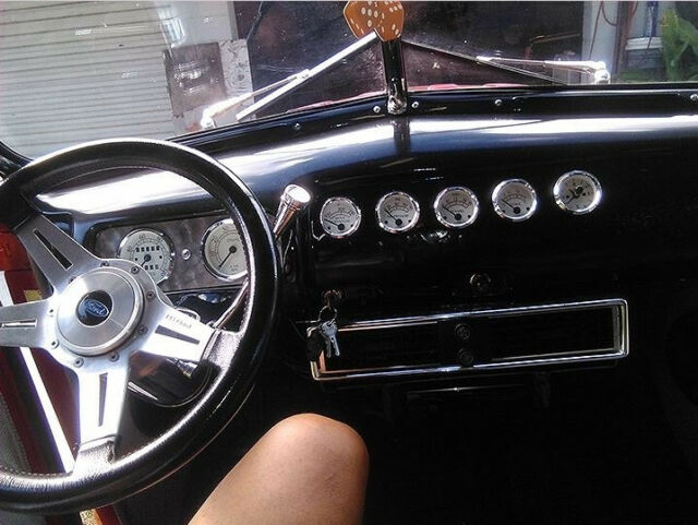 1940 Ford Tudor Sedan Deluxe - photo 5