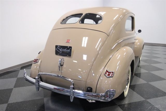 1940 Ford Tudor Sedan - photo 12