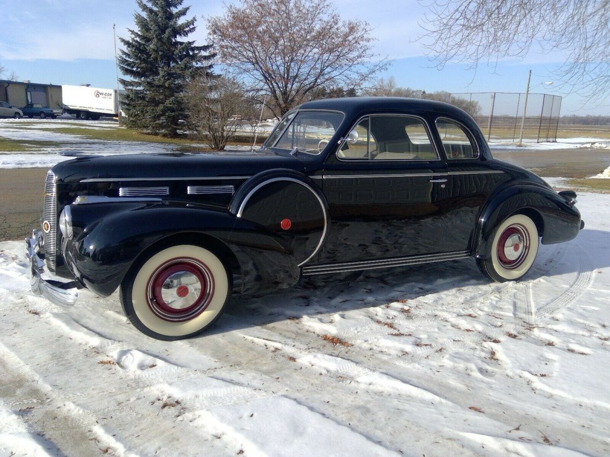 1940 LaSalle 5027 Cpe Dual sidemount 1of 3 Last known Existing Rare Frame-Off 1940 Cadillac Other Cloth
