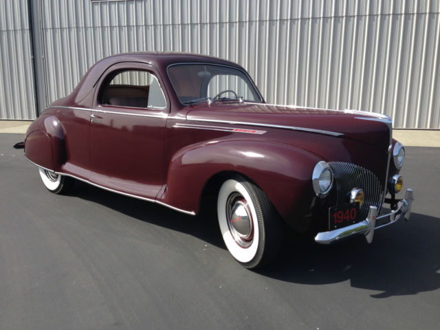 1940 Lincoln Zephyr Coupe