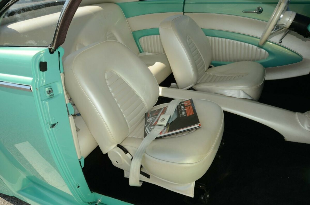 1940 Mercury Custom Coupe - photo 4