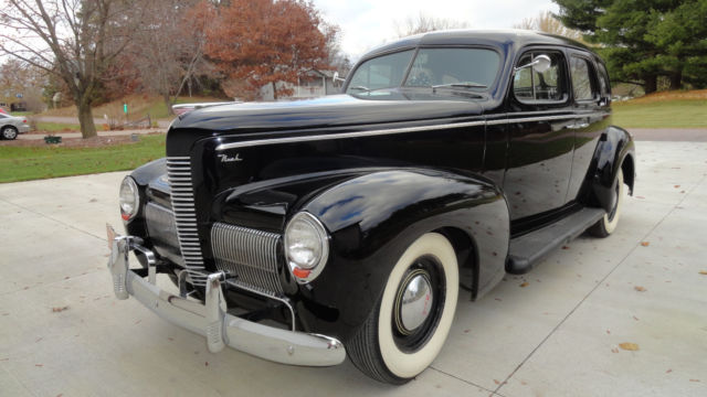 1940 Nash ambassator six