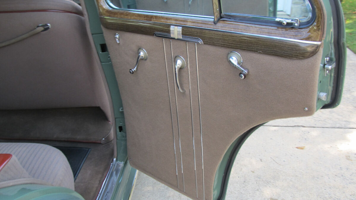 1940 Oldsmobile Custom Cruiser - photo 13