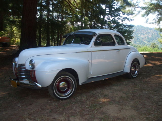 1940 Oldsmobile Coup - photo 2