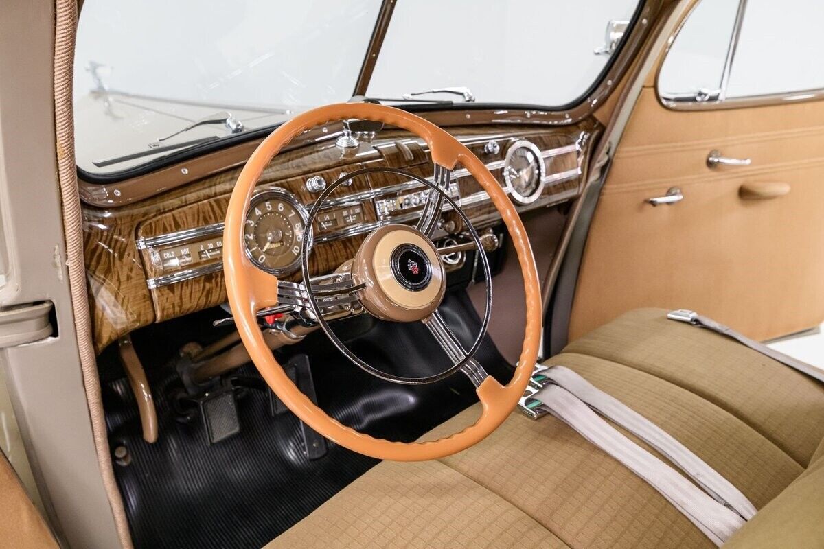 1940 Packard 110 Club Coupe - photo 12