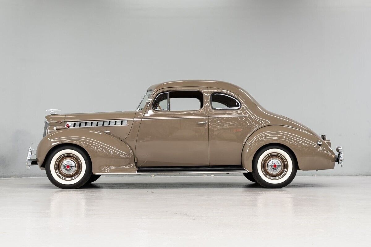1940 Packard 110 Club Coupe - photo 3