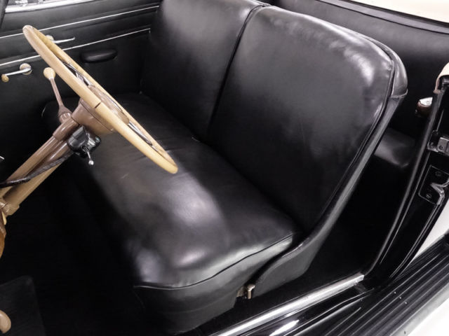 1940 Packard Model 1800 Convertible - photo 10