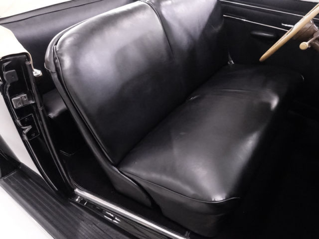 1940 Packard Model 1800 Convertible - photo 13