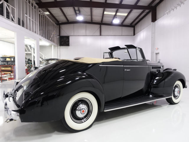 1940 Packard Model 1800 Convertible - photo 3