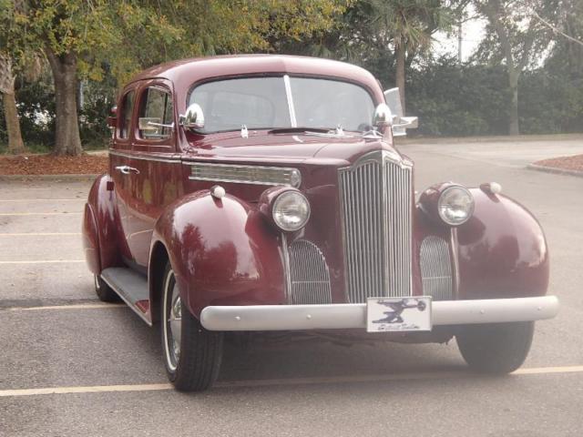 1940 Packard Sedan - photo 2