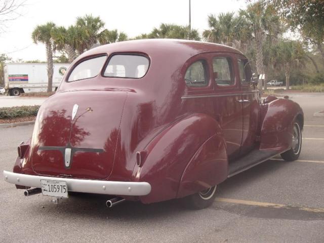1940 Packard Sedan - photo 5
