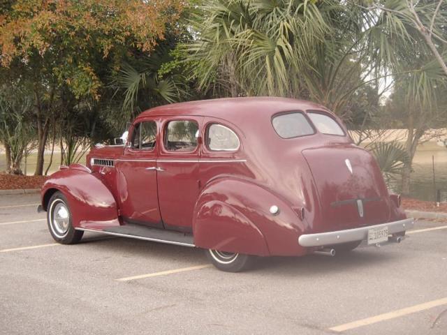 1940 Packard Sedan - photo 6