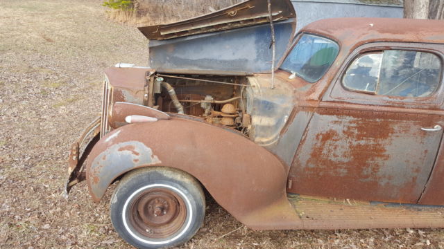 1940 Packard 1940 Packard Touring Sedan 110 110 - photo 2