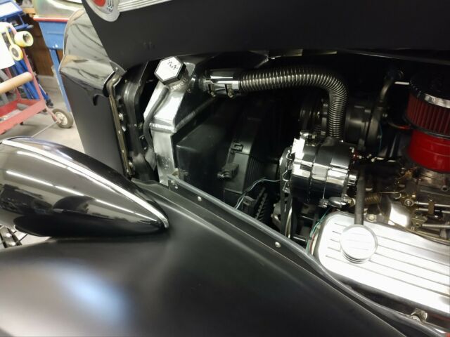 1940 Packard - photo 11