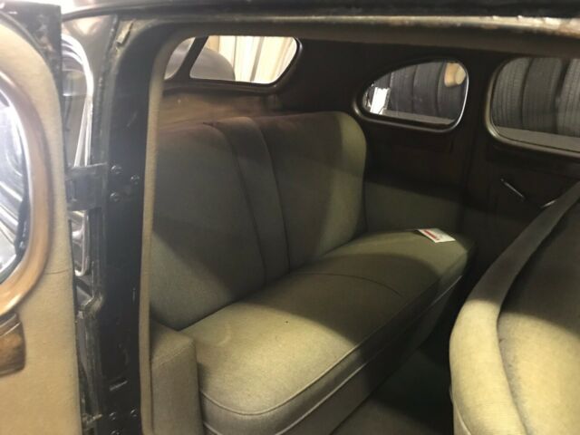 1940 Packard Super Eight 160 - photo 8