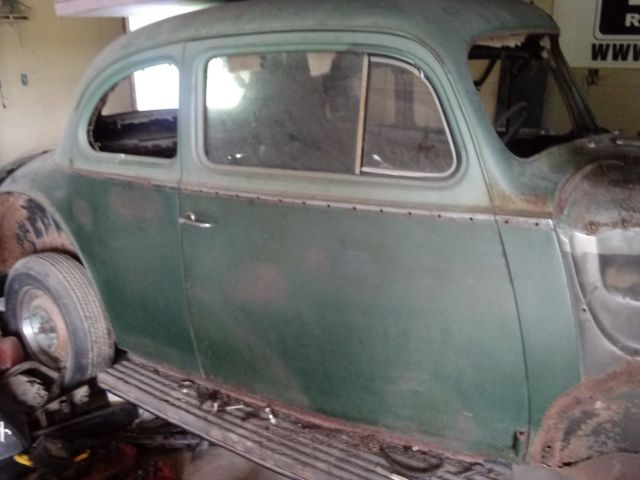 1940 Packard Single Six - photo 2
