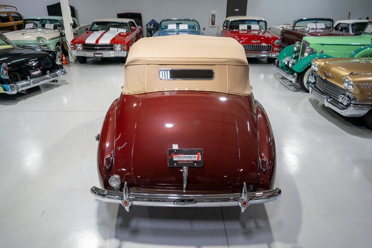 1940 Packard Custom Darrin Super-8 One-Eighty Convertible Sedan - photo 10