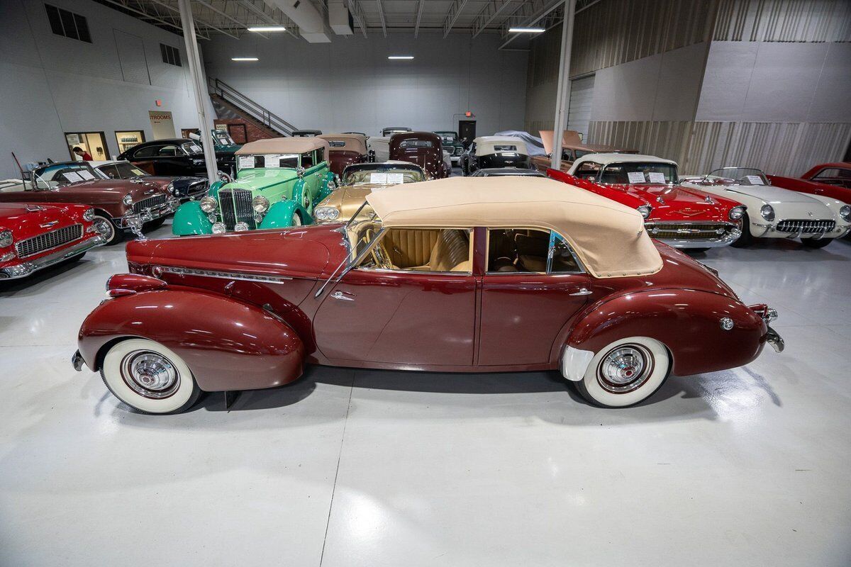 1940 Packard Custom Darrin Super-8 One-Eighty Convertible Sedan - photo 12