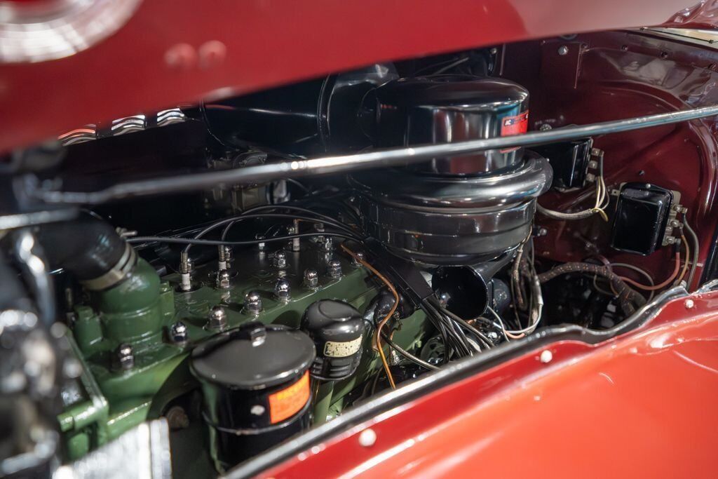 1940 Packard Custom Darrin Super-8 One-Eighty Convertible Sedan - photo 3