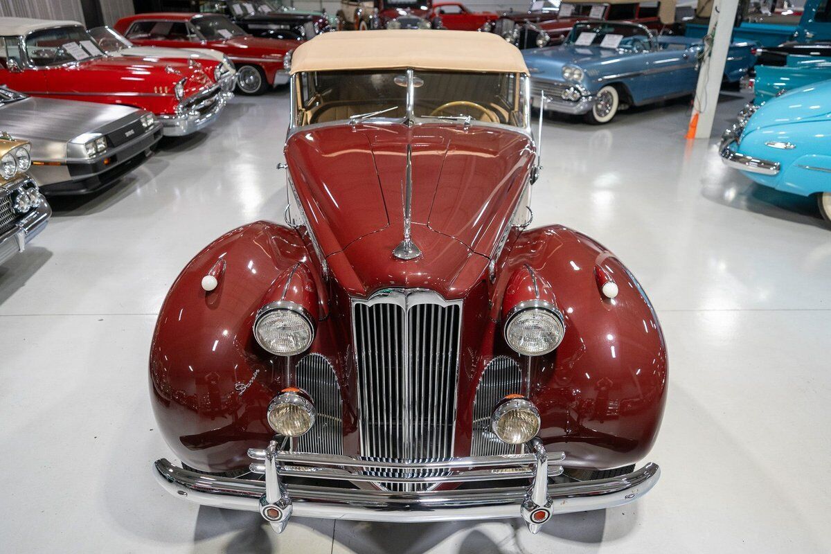 1940 Packard Custom Darrin Super-8 One-Eighty Convertible Sedan - photo 6