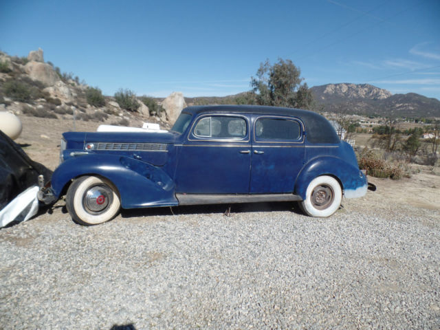 1940 Packard Formal Sedan Limousine - photo 2
