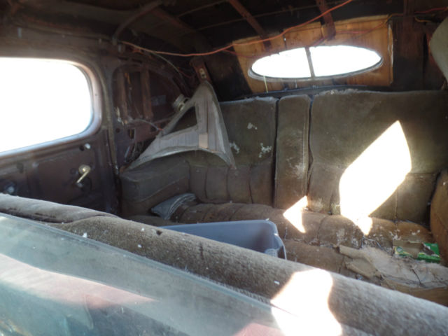 1940 Packard Formal Sedan Limousine - photo 4