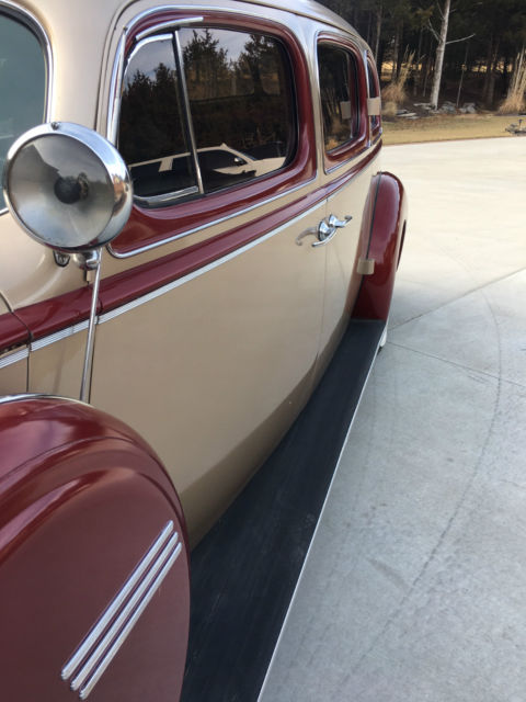 1940 Packard Packard Limo 4 Door - photo 9