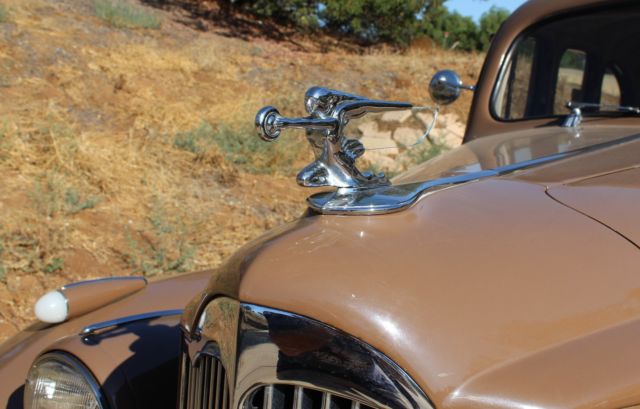 1940 Packard 110 - photo 2