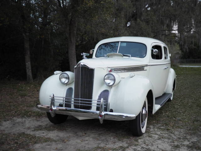 1940 Packard 110 - photo 2