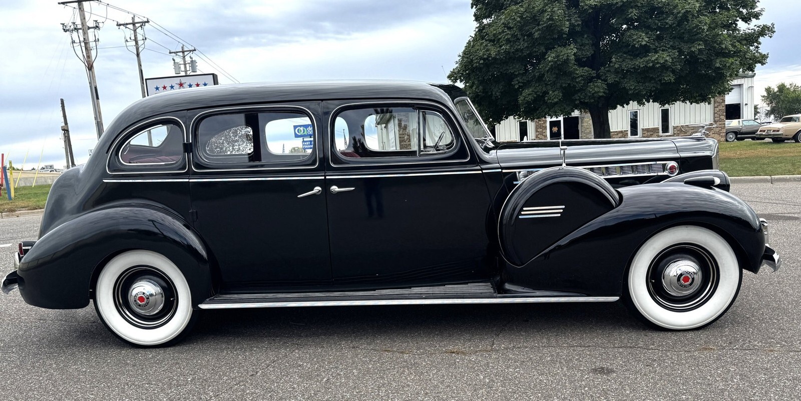 1940 Packard Super 8 - photo 2