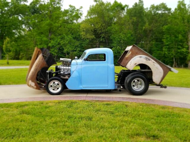 1940 Plymouth XDoor Sedan - photo 4