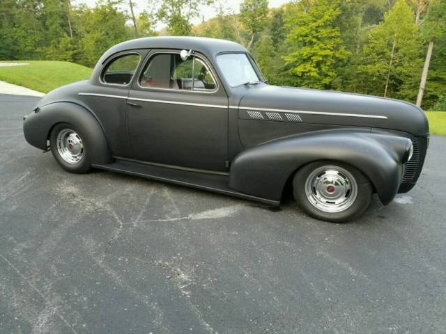 1940 Pontiac Deluxe Coupe, 400 ci, 400 trans, flat black 1940 Pontiac Deluxe