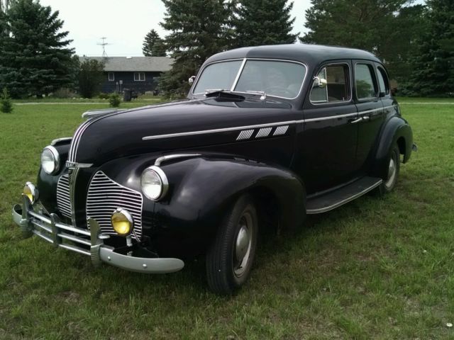 1940 Pontiac Deluxe 6 Silver Streak new