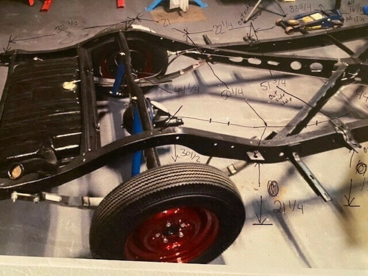 1940 Pontiac Silver Streak 2511 Frame-Off Restoration - photo 3