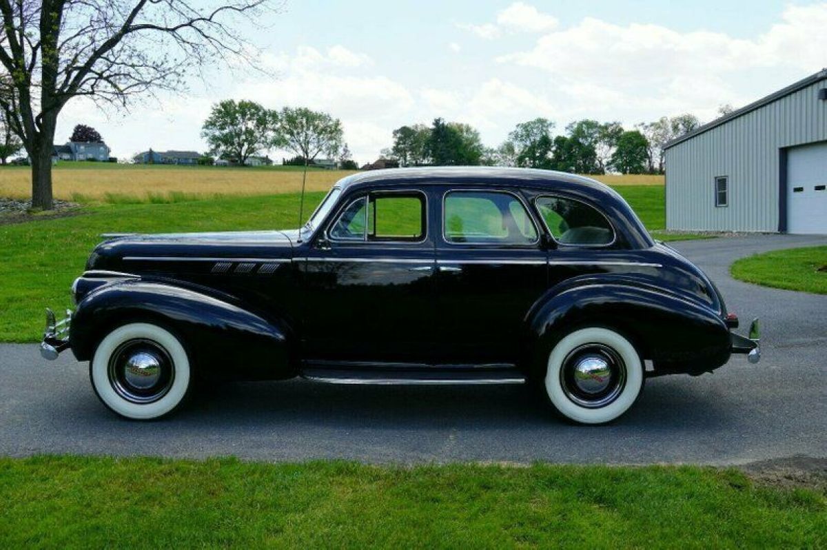 1940 Pontiac SPECIAL SIX SEDAN CLEAN TITLE/47K ACTUAL MILES - photo 4