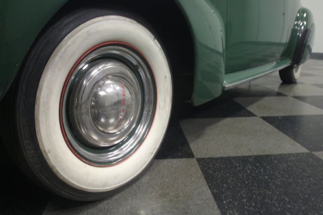 1940 Pontiac Torpedo Eight Sports Coupe - photo 11