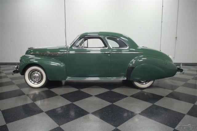 1940 Pontiac Torpedo Eight Sports Coupe - photo 2