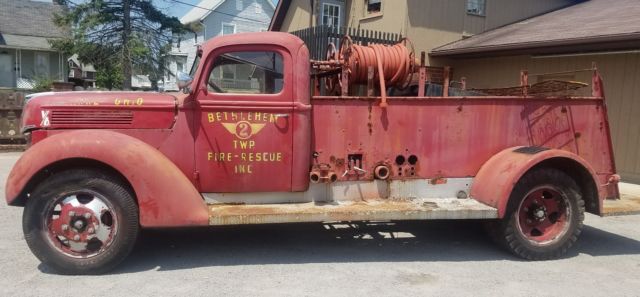1940 Seagrave Ford Fire Truck.. great restoration project.. NO RESERVE.. 1940 Ford Other 2 dr.