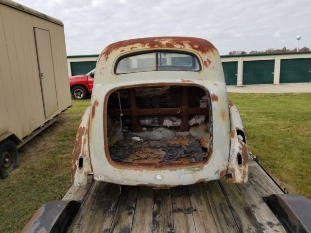 1940 Studebaker - photo 6