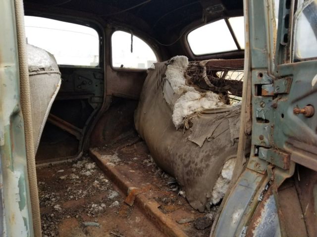 1940 Studebaker - photo 9