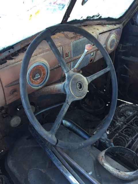 1940 Studebaker - photo 9