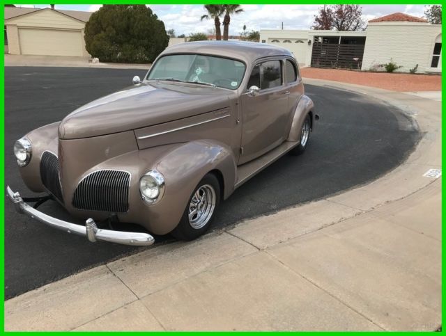 1940 Studebaker President Club, 350 Pontiac V8, TH400 3-Speed Automatic Trans 1940 Studebaker 2-Door Sedan Resto-Rod