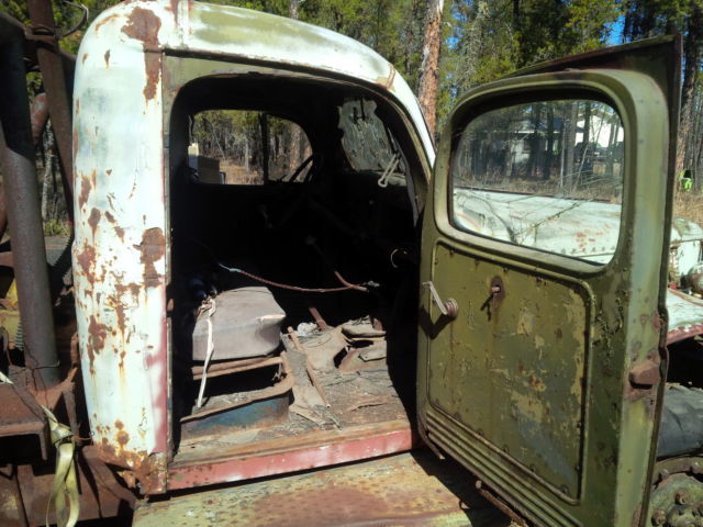 1940 Dodge Power Wagon - photo 3